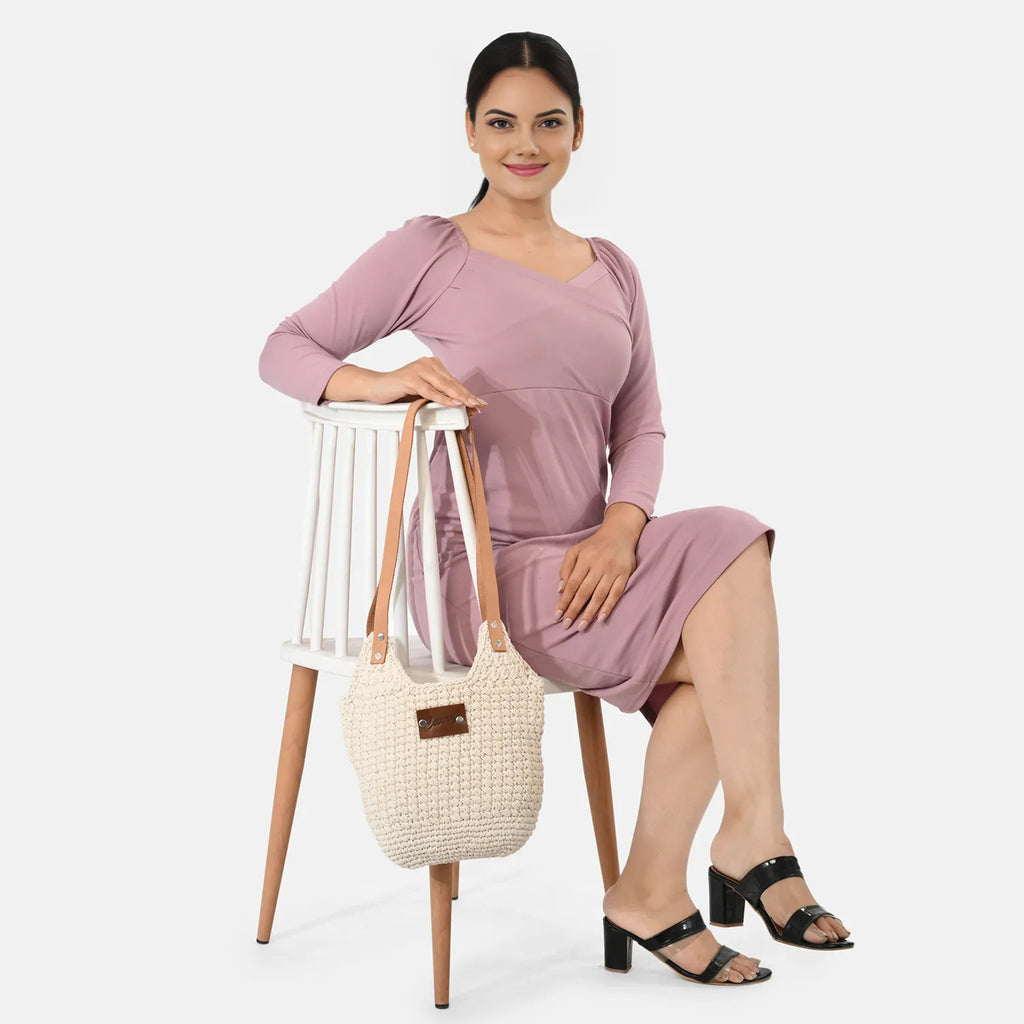 Livmore handgefertigte Makramee-Schultertasche mit PU Leder Tragegriff, 35 x 35 cm, Weiß