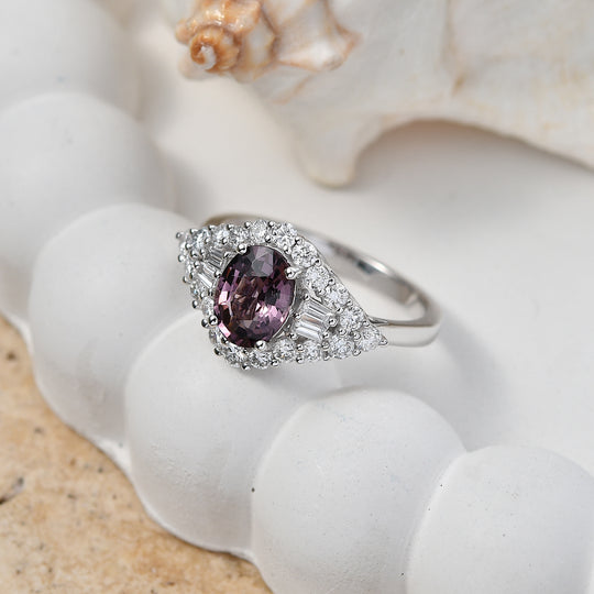LUXURIANT  (10-16 Werktage Lieferzeit)  2 ct. AAA lila Spinell und Labor Diamant Ring in 417 Weißgold