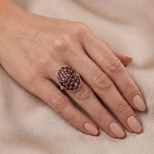 EverTrue roter Granat und Zirkon Cluster Cocktail Ring, Bronze mit Platin E-Bechichtung - 6,51 ct.