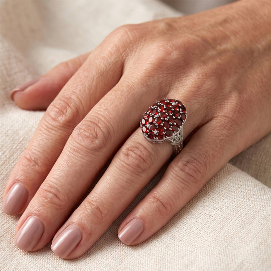 EverTrue roter Granat und Zirkon Cluster Cocktail Ring, Bronze mit Platin E-Bechichtung - 6,51 ct.