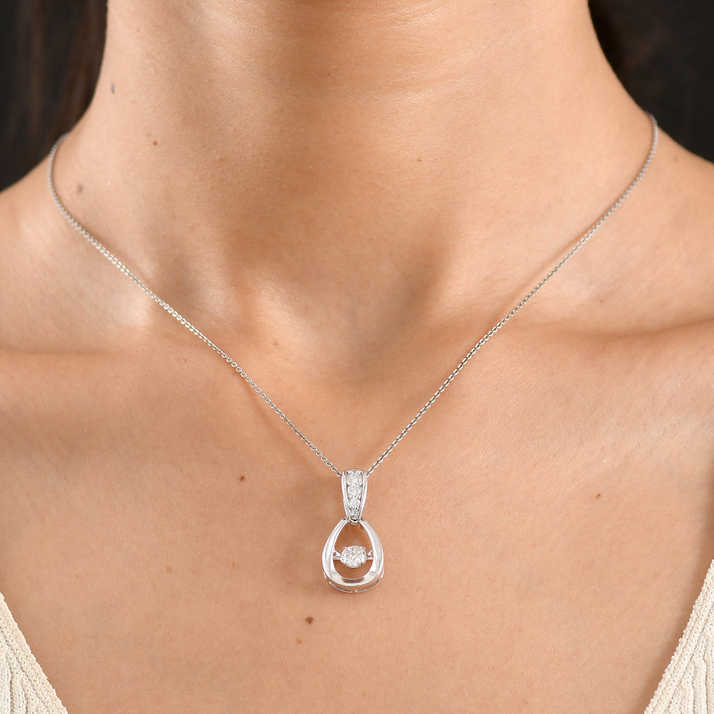 D'Joy 100 Facetten Moissanit Anhänger 925 Silber Platiniert ca. 0,62 ct.