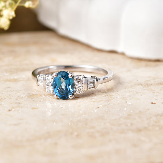 D'Joy London Blau Topas, Moissanit Ring 925 Silber Rhodiniert (Größe 19.00) ca. 1.19 ct