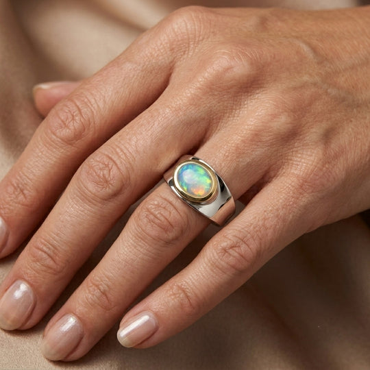 D'Joy AA Natürlicher, äthiopischer Welo Opal Ring 925 Silber Rhodiniert und 750 Gelbgold Vermeil (Größe 19.00) ca. 1,20 ct