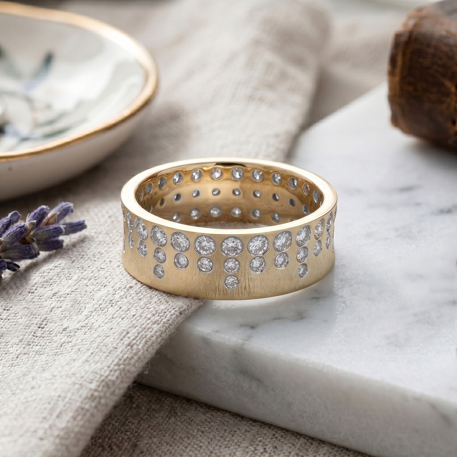 LUXURIANT SGL zertifizierter SI-GH Labor Diamant strukturierter Bandring, 925 Silber 750 Gelbgold Vermeil - 1 ct.