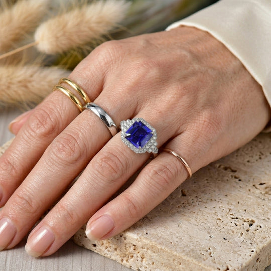 Rhapsody AAAA Tansanit, Weißer Diamant Ring 950 Platin (Größe 17.00)   (10-16 Werktage Lieferzeit) ca. 4,02 ct