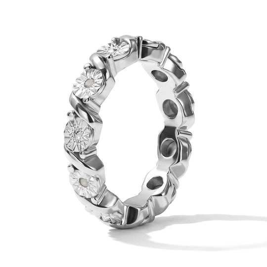 EverTrue Bandring mit weißem Diamantakzent, Messing mit Platin E-Beschichtung