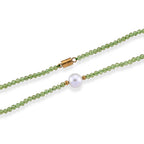 Peridot, Weiße Edison Perle (7-10mm) Halskette ca. 50 cm 316L Edelstahl Goldton (10-15 Werktage Lieferzeit) 30.01 ct