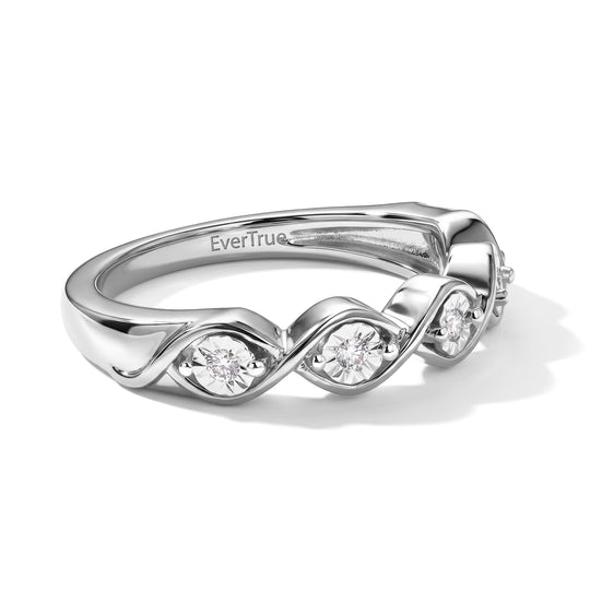 EverTrue Ring mit weißen Diamantakzenten, Messing mit Platin E-Beschichtung