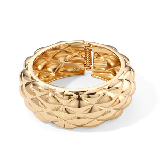 Breiter Armreif mit facettiertem Fächerrelief, 18,5cm, goldfarbene Legierung