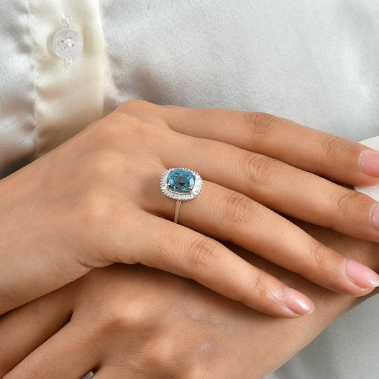 LUXORO AAA blauer Zirkon und weißer Diamant Ring in 375 Weißgold - 7,69 ct.