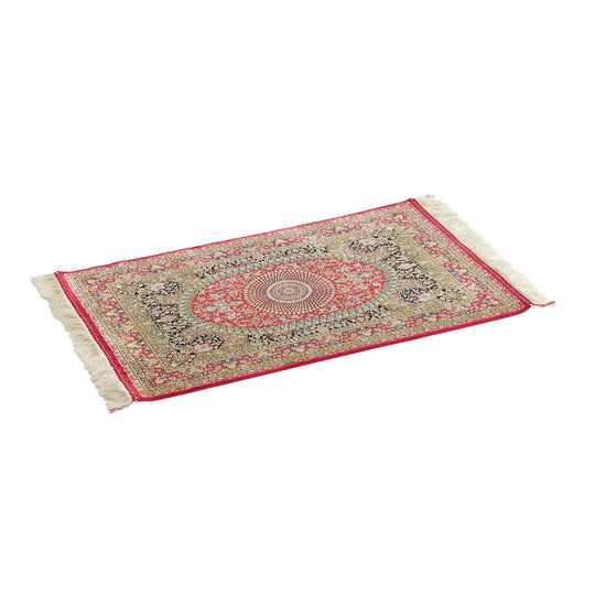 Hand made 100% Mulberry silk rug Hand made knot 300*300yarn per square foot, total around 523,126  knots material:100% Mulberry silk Packing:Roll in box