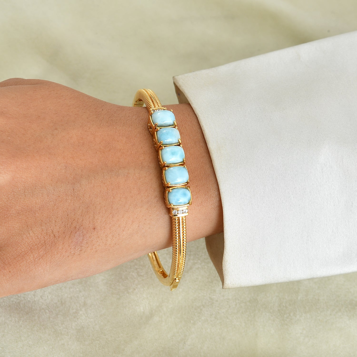 EVER TRUE AA Larimar, Weißer Zirkon Armreif ca. 19 cm Reine Bronze ca. 8,94 ct.
