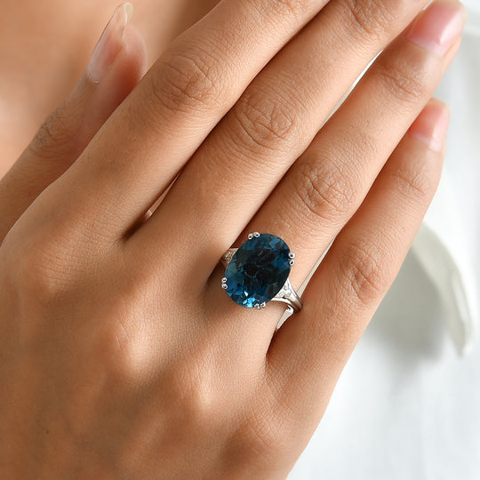 D'Joy London Blau Topas, Weißer Diamant Ring 925 Silber Rhodiniert (Größe 20.00) ca. 11,39 ct