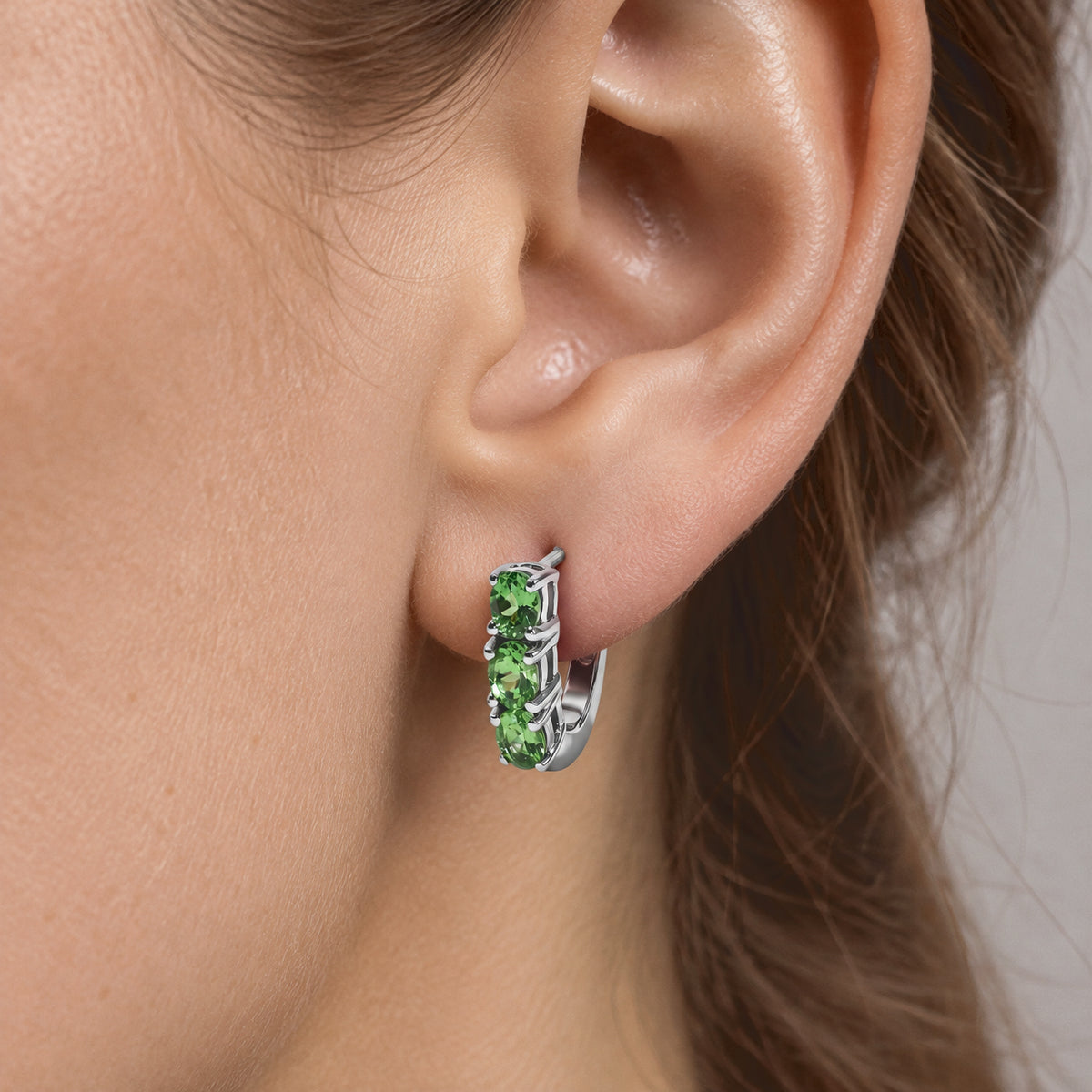 EVER TRUE AA Tsavorite Granat Ohrringe Reine Bronze (10-15 Werktage Lieferzeit) ca. 1,10 ct.