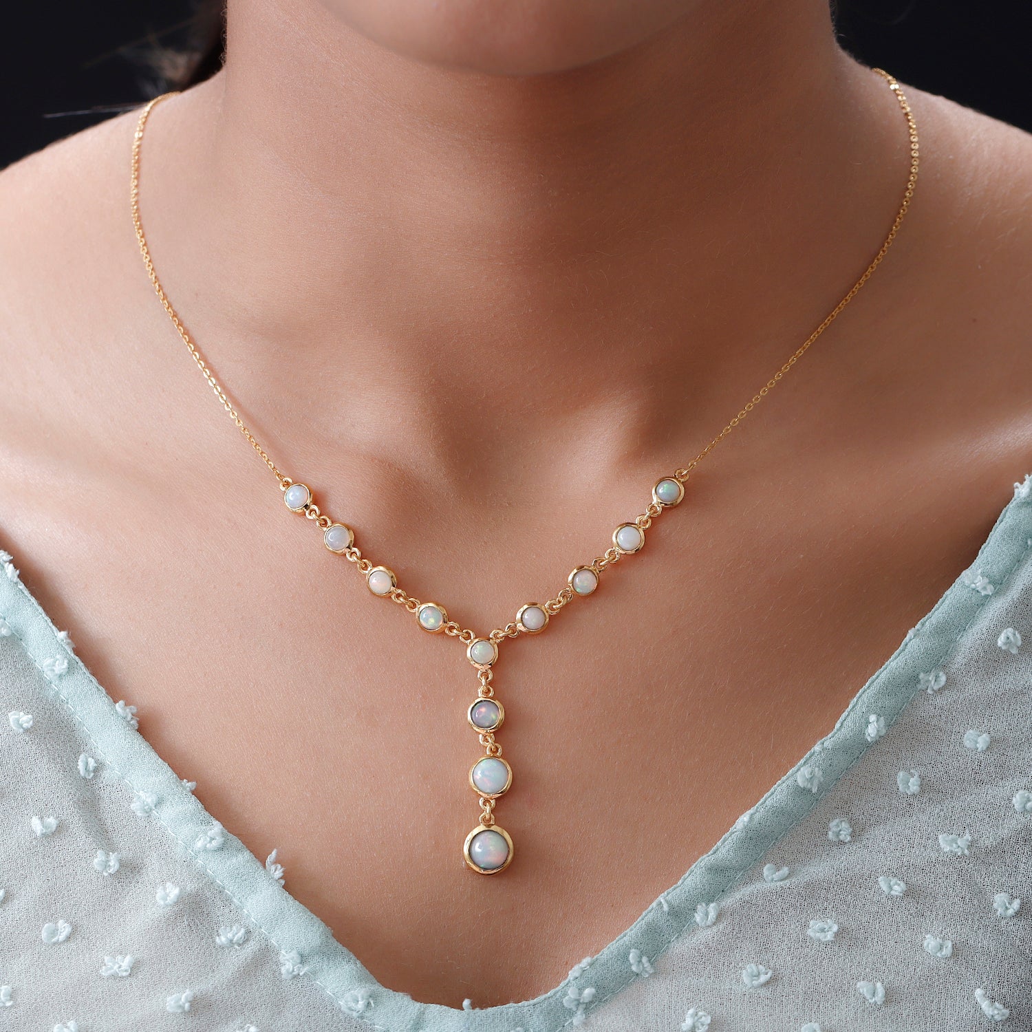 Natürliches, äthiopisches Opal-Collier, ca. 45 cm, 925 Silber vergoldet ca. 3.26 ct