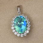 Pfau Triplett Quarz und weißer Zirkon-Anhänger, 925 Silber platiniert ca. 15.18 ct