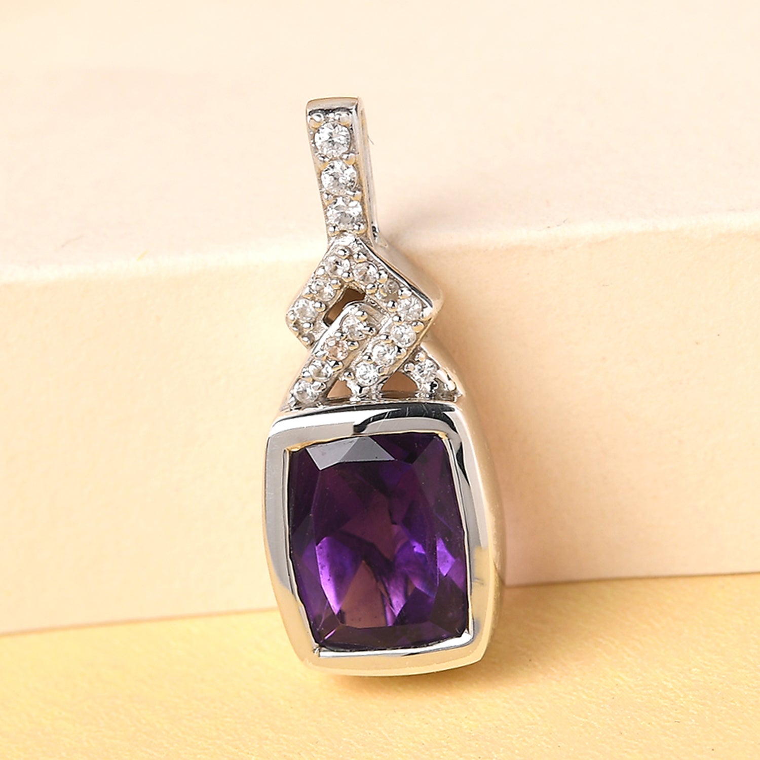 Afrikanischer Amethyst und weißer Zirkon-Anhänger, 925 Silber platiniert ca. 2.78 ct