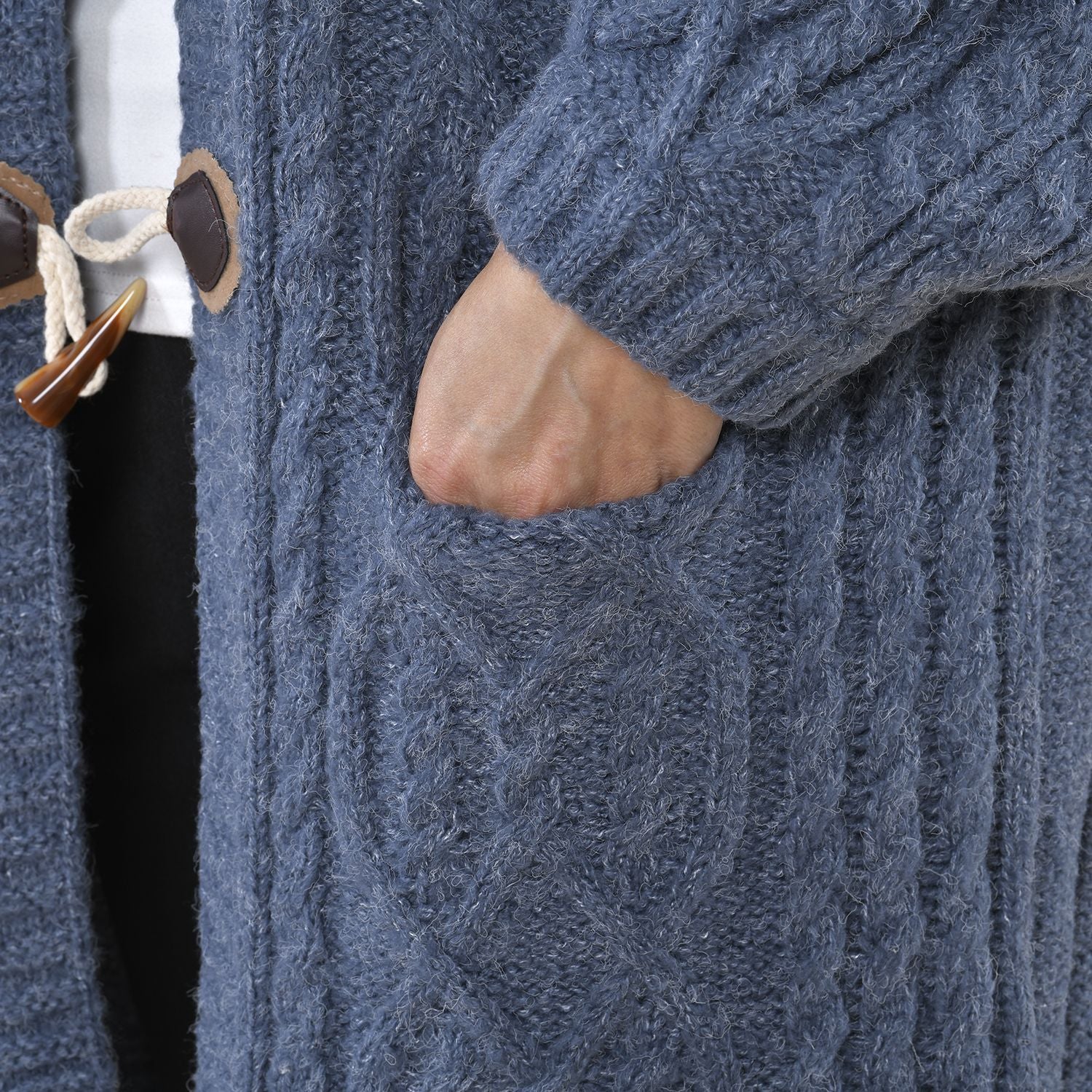 Lange Strickjacke mit Schlaufe, 87x44x60, Blau