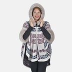 LA MAREY - Kunstfell Poncho mit Kapuze, One Size, 80x110cm, Weiß