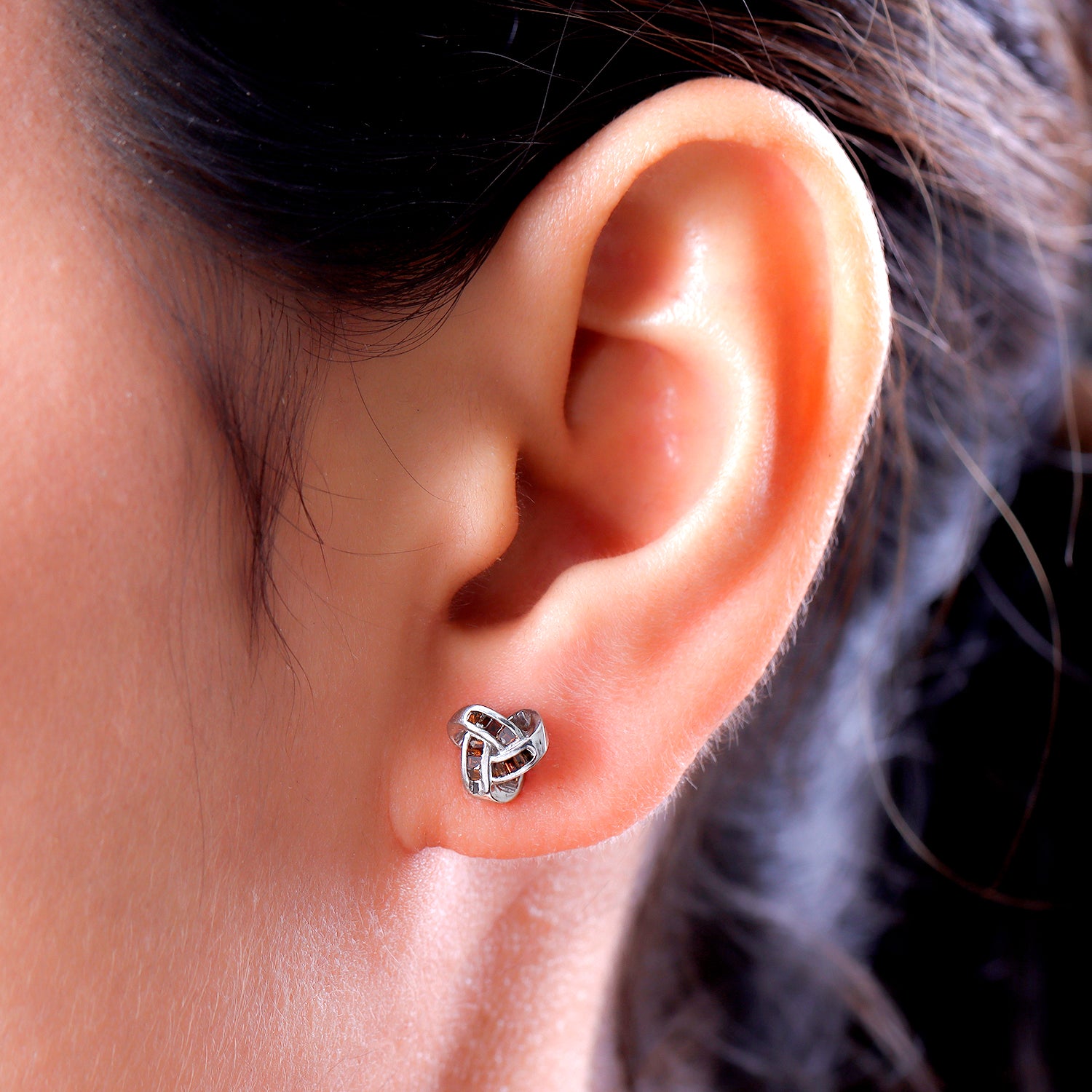 Rote Diamant-Ohrringe, 925 Silber platiniert ca. 0,15 ct