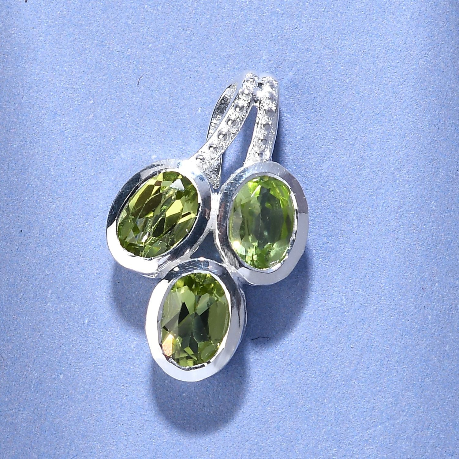 Natürlicher Peridot-Anhänger, 925 Silber ca. 1,45 ct